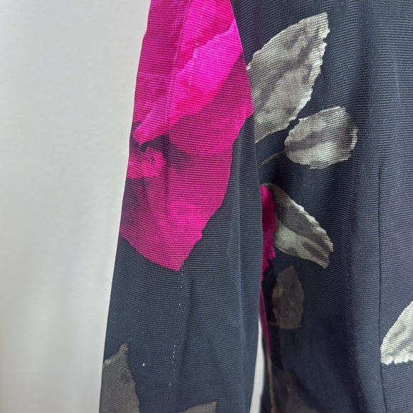 (T2) Trina Turk Pink Sheath Dress with Bell Sleeves, size 0 - Picture 8 of 16